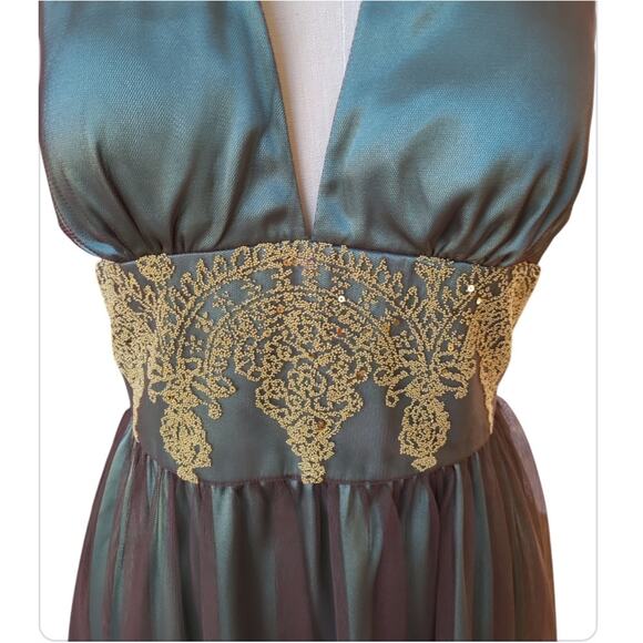 Adrianna Papell Boutique Halter Dress Sheer Embellished Size 8 Green Whimsigoth - Picture 4 of 12